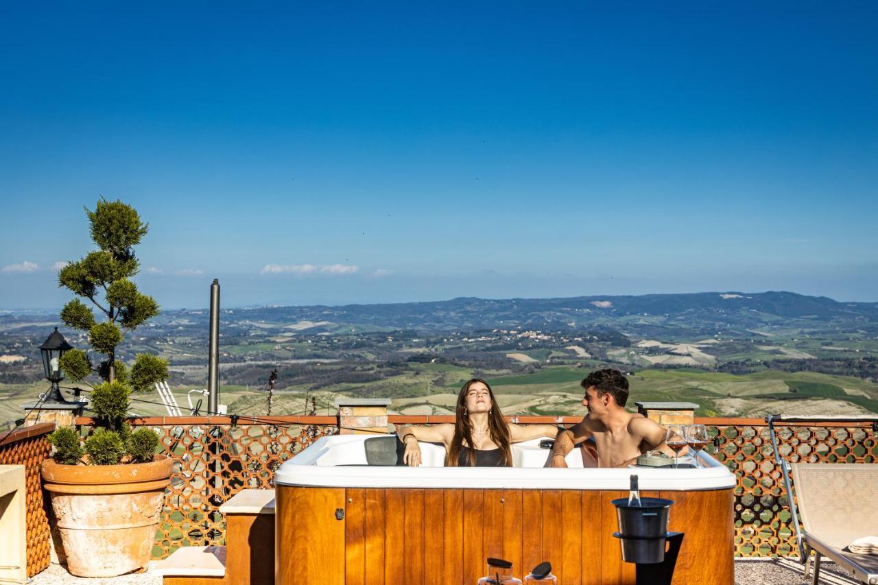 Agri Apartment La Terrazza La Ripadoro Chianni Εξωτερικό φωτογραφία