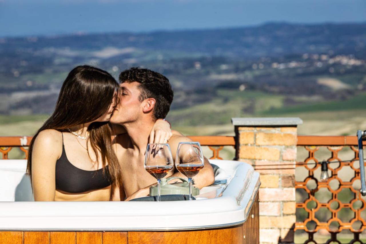 Agri Apartment La Terrazza La Ripadoro Chianni Εξωτερικό φωτογραφία